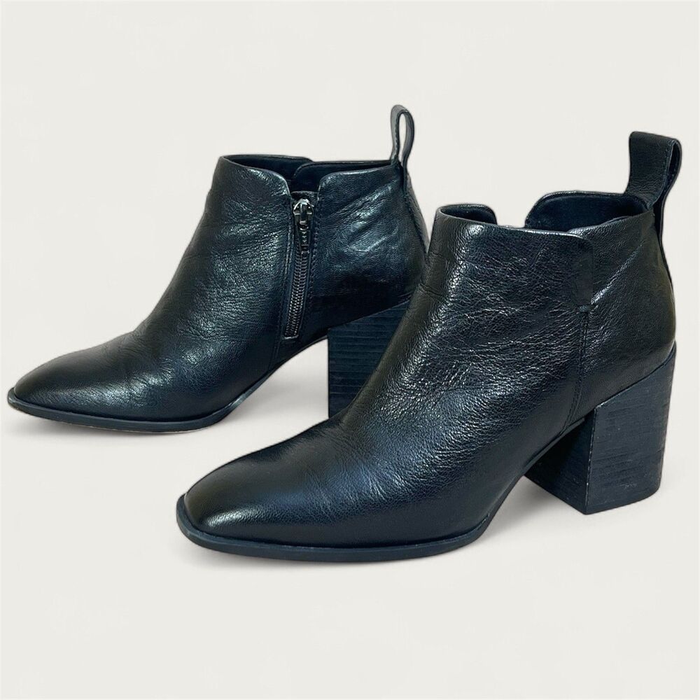 Vionic Lyssa Black Leather Boots Womens 6.5 Ankle Bootie Block Heel Zipper Chic